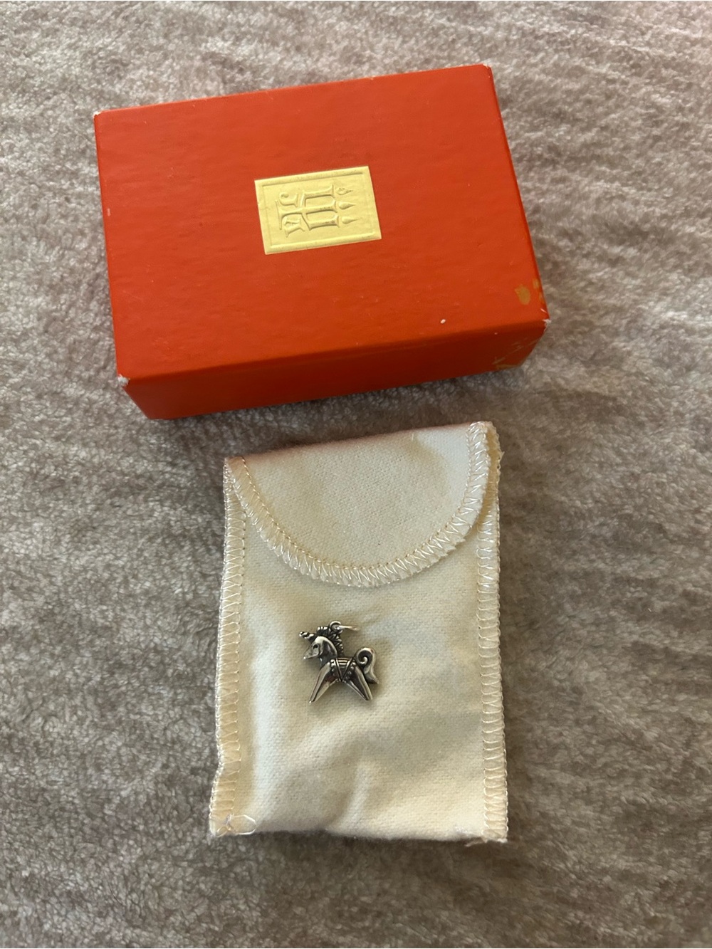 James Avery Silver Unicorn Charm with Orange Box and Cream Pouch